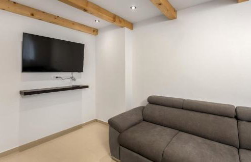 Cozy Apartment In Brsec With Wifi - Foto 13