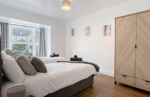 4-Bedroom Coastal Getaway in Pembroke Dock - Foto 2