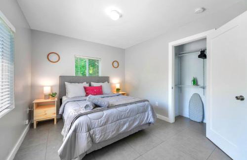 Comfy & Spacious Duplex w Top Amenities! - Foto 10