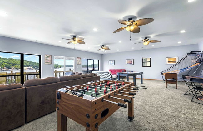 Sunsets at Washburn - Photo 1