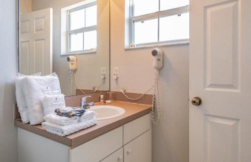 Charmosa 3Q/2.5B c/Jacuzzi * Vista Lago * - Foto 22