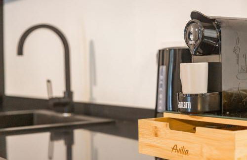 REPUBLIC Luxury Loft - Photo 16