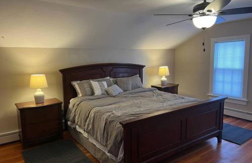 Spacious 5 BR Home w/ Hot Tub - Foto 9