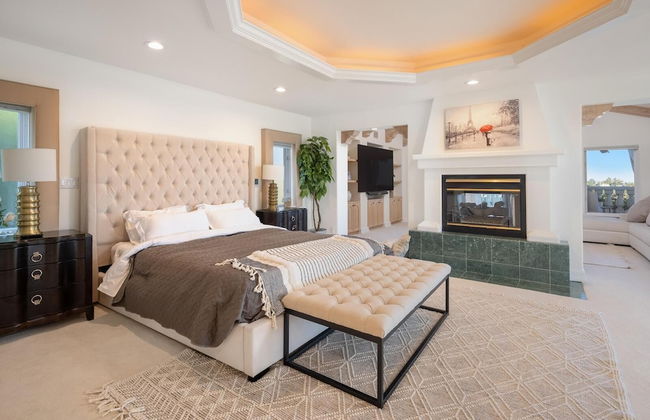 Stradella Spanish - Contemporary Mediterranean Estate w/ Resort-style Yard - Photo 7