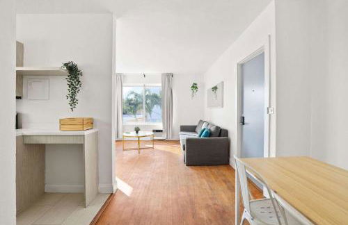 Modern Miami Beach Apt King & Sofa Bed Comfort - Foto 2