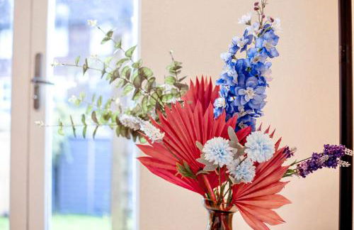 Cosy Wimbledon 4 Bed Home With Garden & Driveway Parking - Foto 33