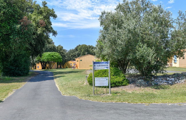 Gite in a Holiday Park With Swimming Pool - Foto 27