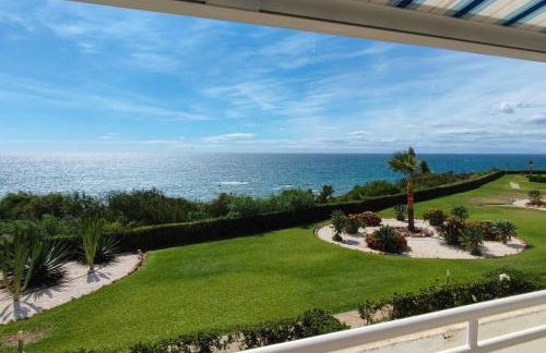 Spectacular 3 bedrooms Sea Views apartment - Photo 52