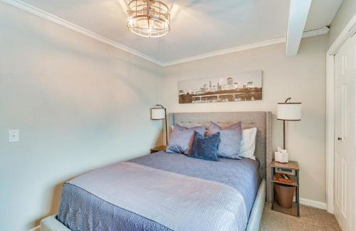 Riverfront Champlin Townhome with Deck and Water View! - Foto 30