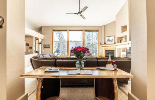 Breathtaking Lake Fernan Views & Cozy Comforts - Foto 49