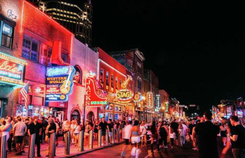 Relax and Unwind on Music Row - Foto 3