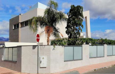 VillasRoyale Trespalomas - An Iconic Villa for Elevated Getaways! - Foto 38