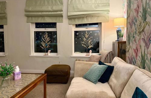 The Lily•Central Beeston•Private Apartment•SmartTV•Free Wi-Fi•Tram• - Photo 25