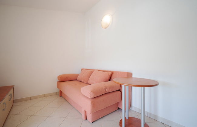 Alluring Apartment in Banjole near Beach & Island - Foto 11