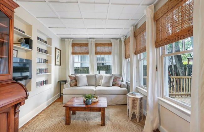 Blissful Blue Bungalow in Baton Rouge - Foto 9