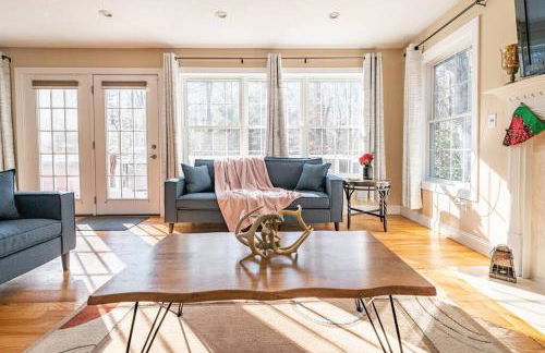 Luxury 4 bedroom house in Pocono Mountains with Hottub in Golf Course Near Lake - Foto 69