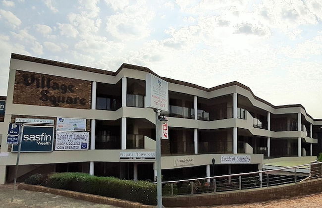 Village Square 10 - Photo 16