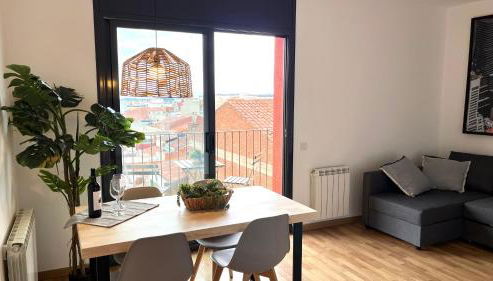 APARTAMENTO CON TERRAZA BY PRESTIGI - Photo 2