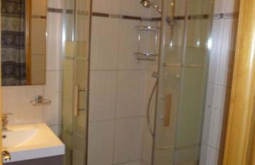 Appartement 2 pièces cosy, 5 pers, terrasse sud, proche des remontées, parking inclus, WiFi en option - FR-1-676-51 - Foto 7