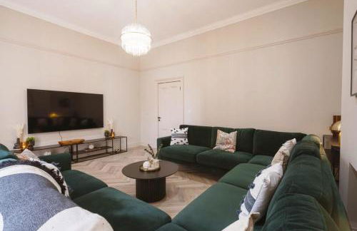 Our House Collective - Luxury Stay in Lincoln City Centre, Hot tub, Sleeps 16 - Foto 15