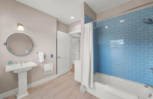 Mountain-View Retreat with Hot Tub & Waterfalls - Foto 51