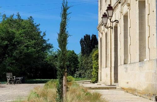 Château Bernon Gite 15 Personnes - piscine et SPA - Foto 6