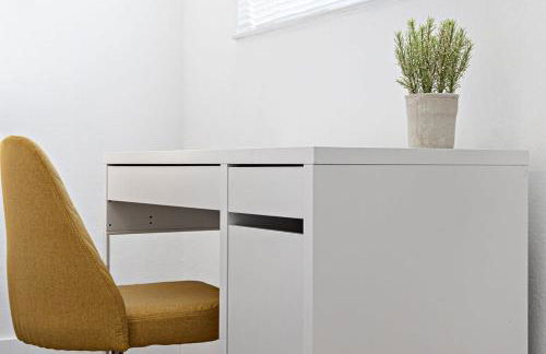 Bright and Spacious 2 BR Apartment - Foto 23