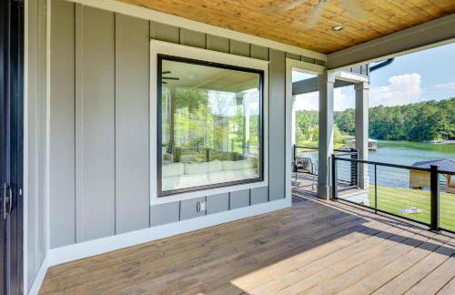 Dock and Views Spacious Lake Sinclair Retreat - Foto 11