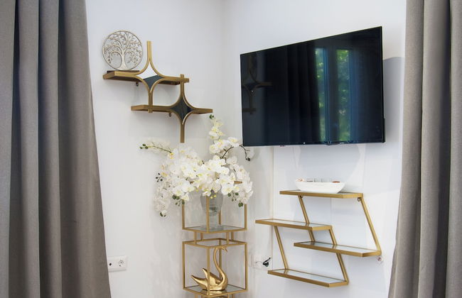 SkyFrame Apartments - Photo 36