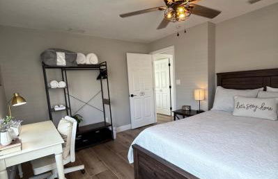 The Country Club Cottage NEW! Space Coast Entire Home! Plenty of Parking! - Foto 9