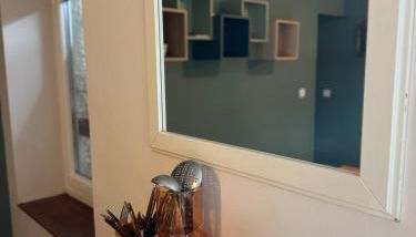 T2 chaleureux au coeur des vignes -vue place de Condrieu-long séjour possible - Foto 5