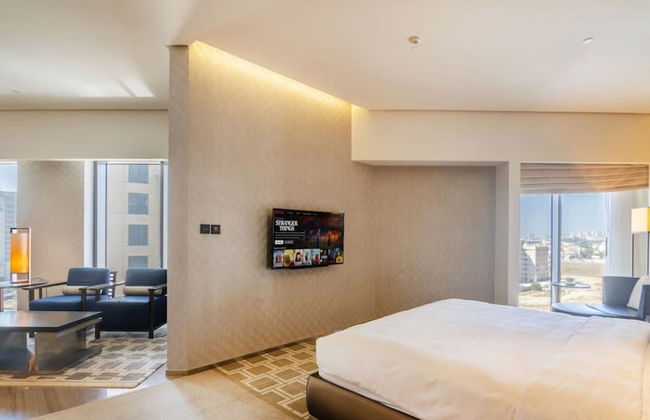 Luxury 1BR Near Dubai Frame Prime Location - Photo 2