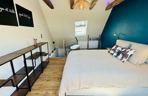 À l'Ombre du Clocher - Photo 3