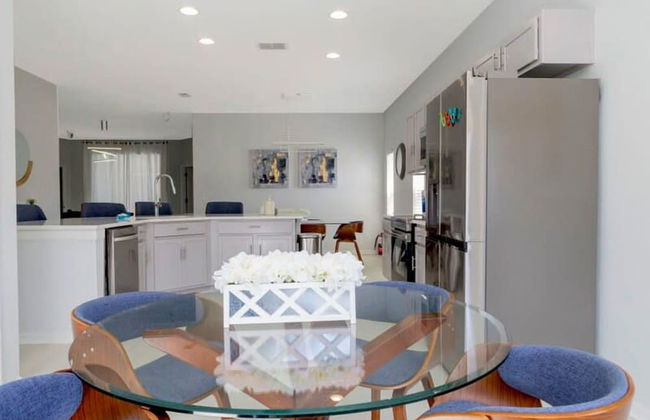 150 Stunning 4BD Perfect for Your Vacation - Foto 10