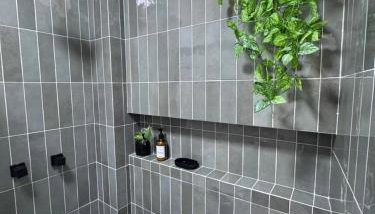 Apartamento ao lado do metrô e praia, 45m2, Tv 55" - Foto 4
