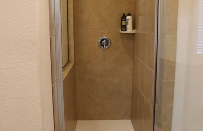 Homify360 5BR Home With Game Room Media Room - Foto 26