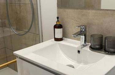 Collection Terreaux - No 5 Balcon sur place w AC - Foto 4