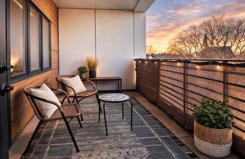 East Side Luxury 1BR Apt - Near Brady St with Balcony and Lounge - Foto 4