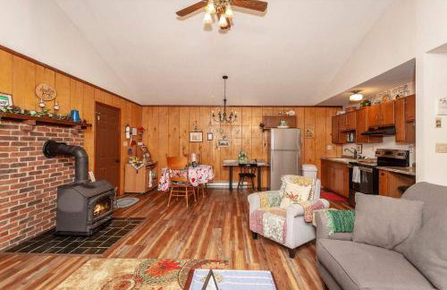 Private w Screened Porch Deck & Pet-Friendly - Foto 10