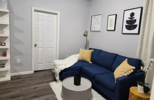 Comfy Fairmount - Photo 20