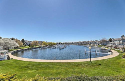 Bright Manistee Condo with Beach and Pool Access! - Foto 33