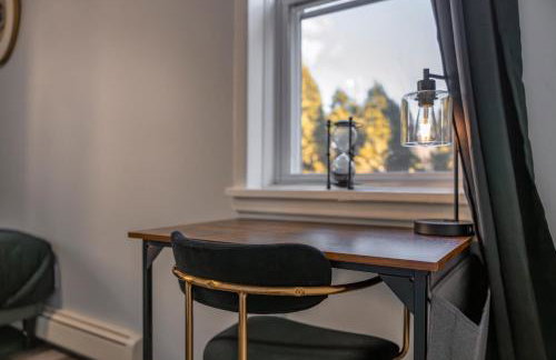 Three BR near Metlife with Laundry & Parking - Foto 17