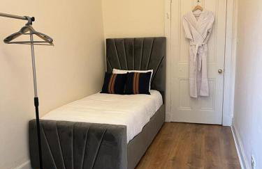 Victorian 3 BR main door flat, King size beds , large rooms - Foto 20