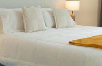 Sunrise Glow Spacious 2BR 2BA 2 King Beds Gym WFH - Foto 30