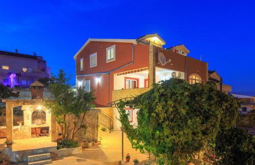 Apartment Zeljana - Photo 7