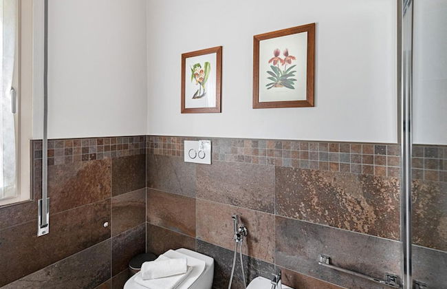 Villa Daniela con Piscina Vista Lago by Wonderful Italy - Photo 17