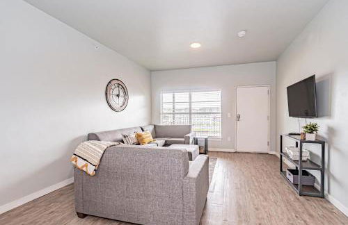 Bringham's Mill Apartments Perfect for Groups Full Kitchen Gym and Free Parking - Photo 39