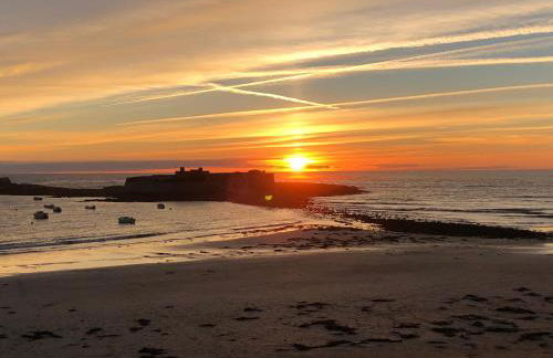 Loriot1- Appartement vue mer sur le fort bloqué ploemeur - Foto 11