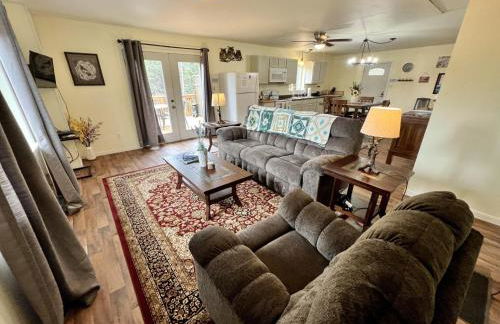 Denali National Park 2 King Bedroom Hideaway with Amazing Views - Photo 5