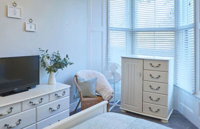 Host Stay Sandpiper Apartment - Photo 12